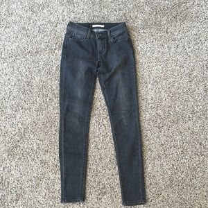 Levi’s 710 skinny jeans size 25